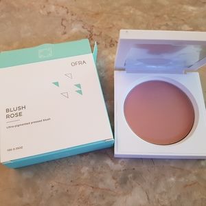 NIB Ofra Blush in Rose